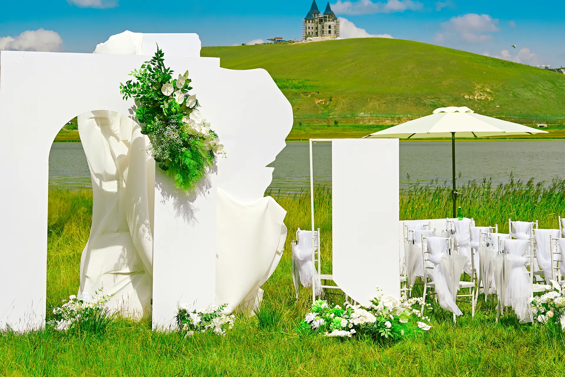 Artificial flower decoration