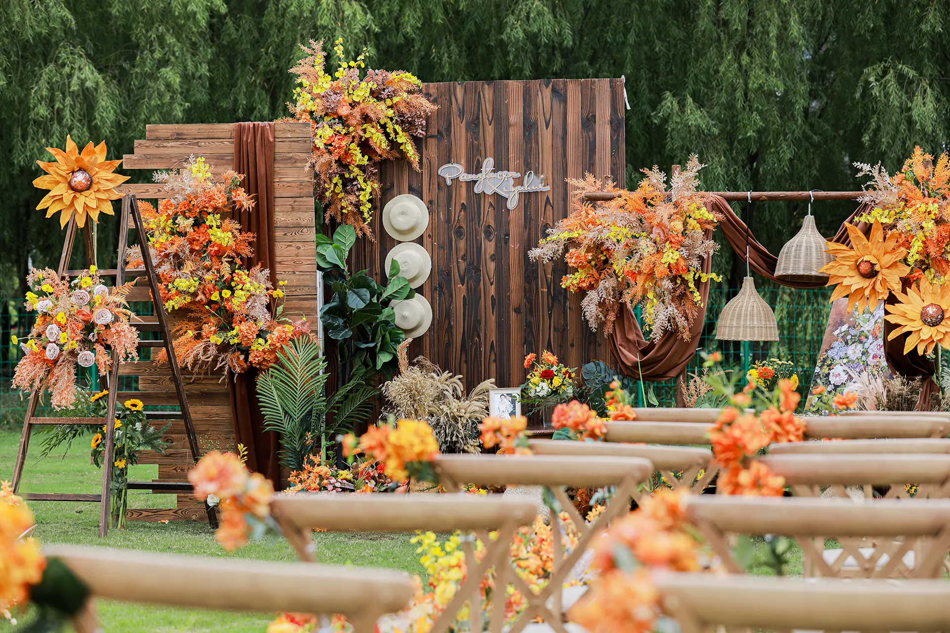 Artificial flower decoration