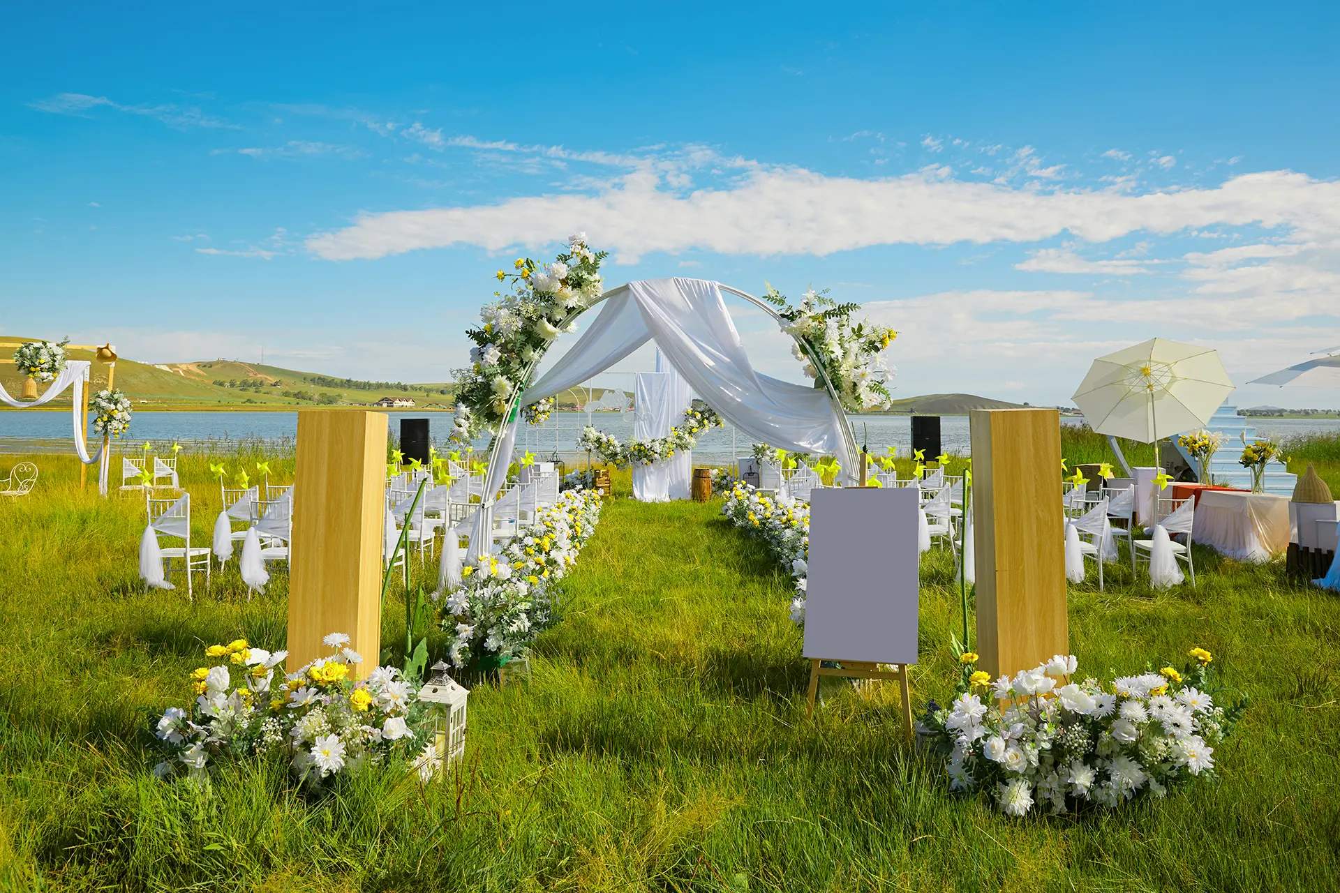 Artificial flower decoration