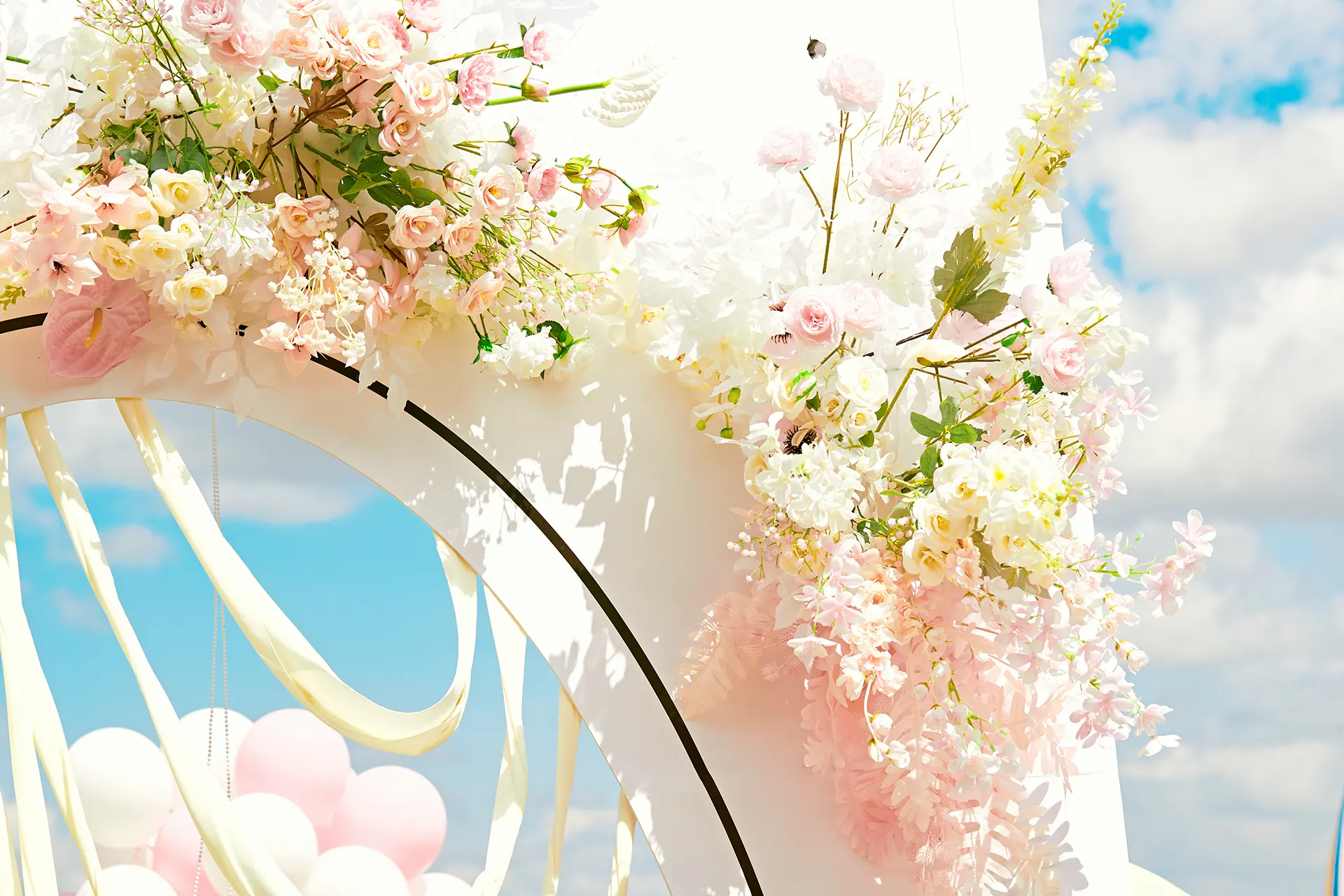 Artificial flower decoration