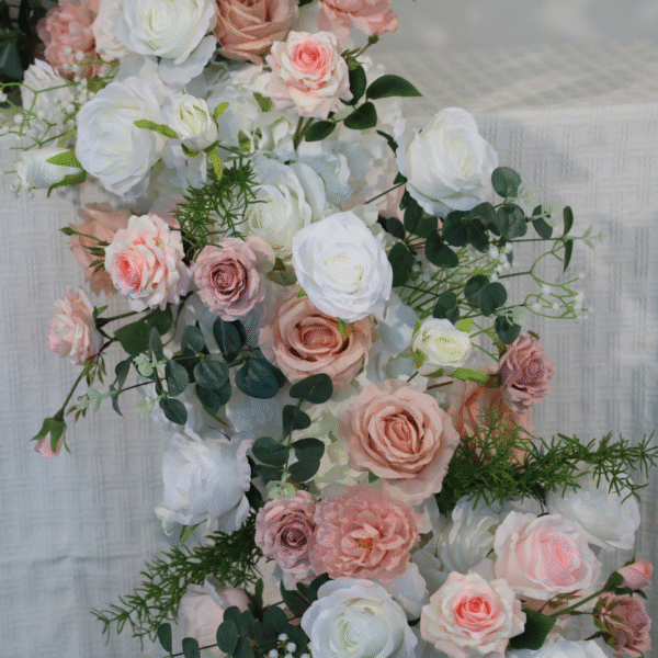 Tricolor rose Flower Runner
